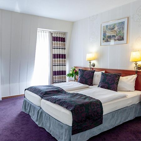 Hotel Germania Кохем Екстериор снимка