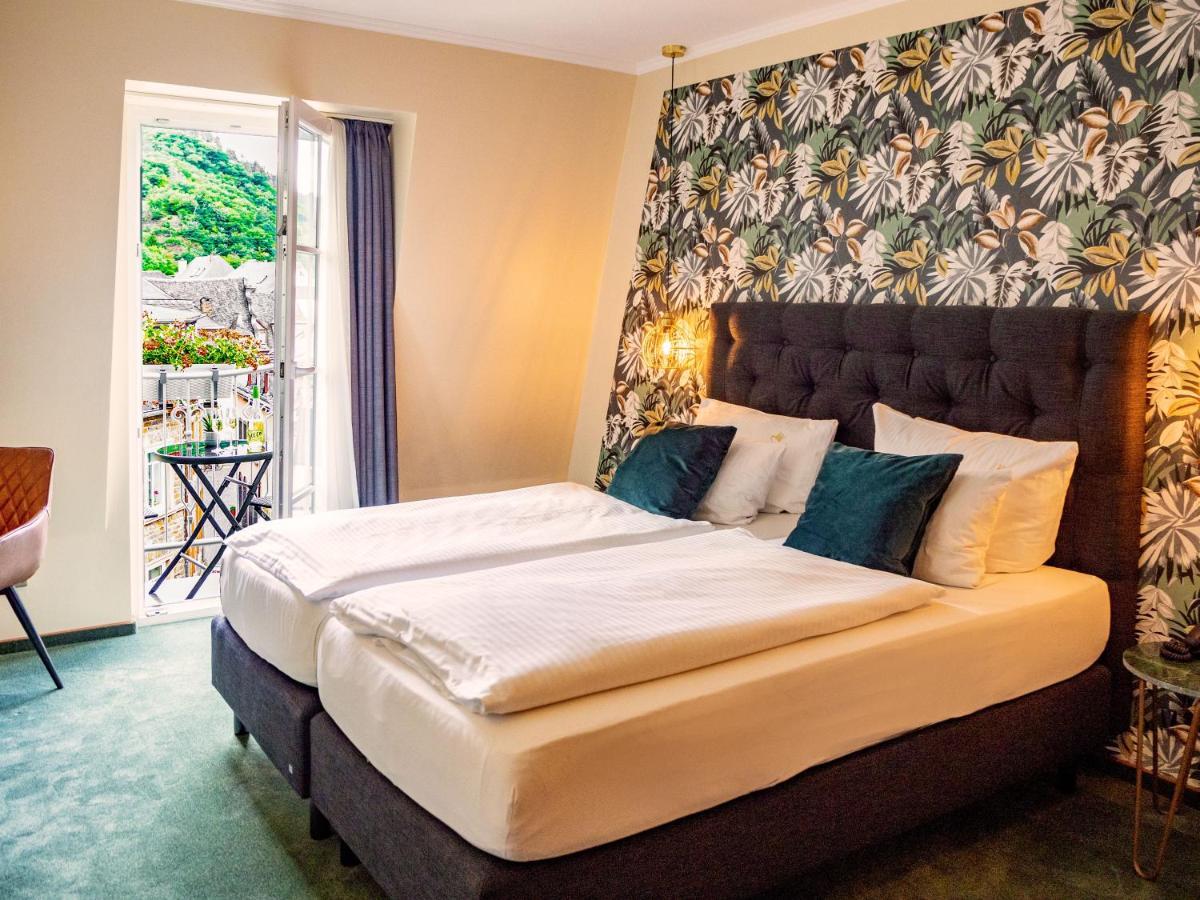 Hotel Germania Кохем Екстериор снимка