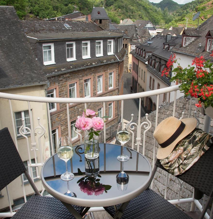 Hotel Germania Кохем Екстериор снимка