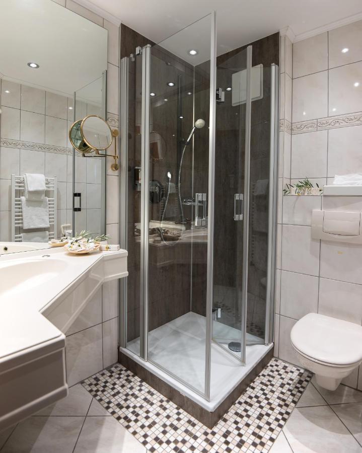 Hotel Germania Кохем Екстериор снимка