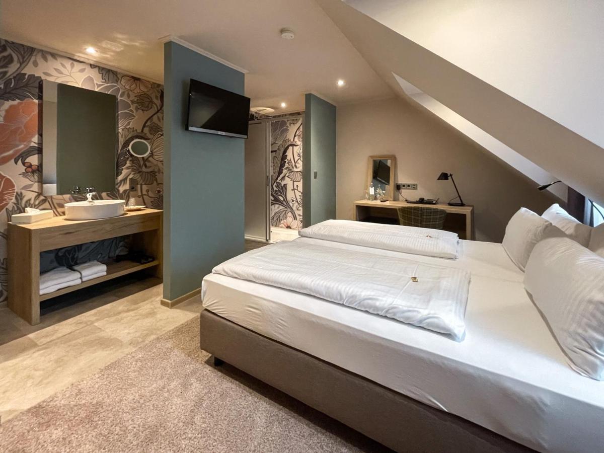 Hotel Germania Кохем Екстериор снимка