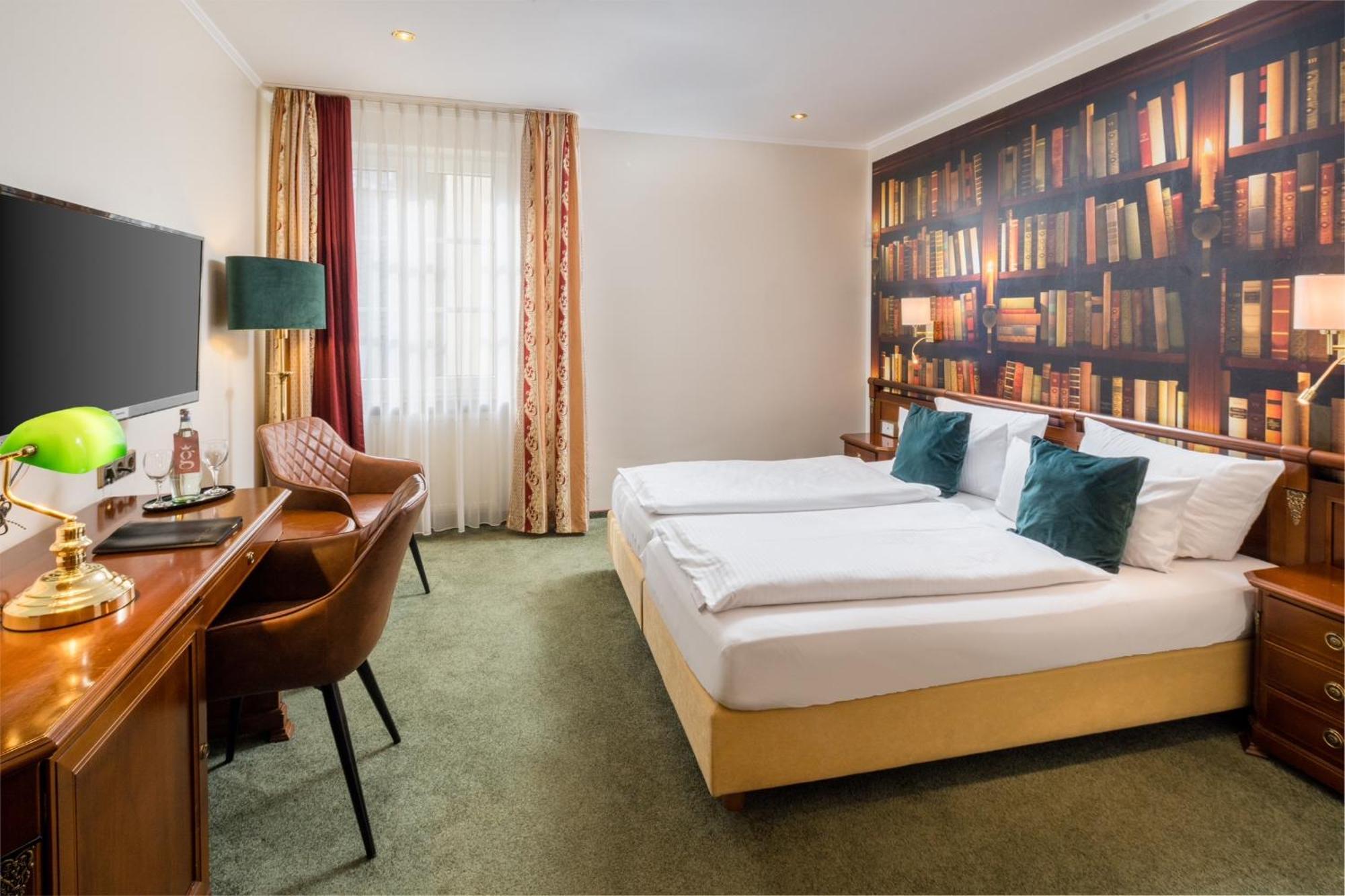 Hotel Germania Кохем Екстериор снимка