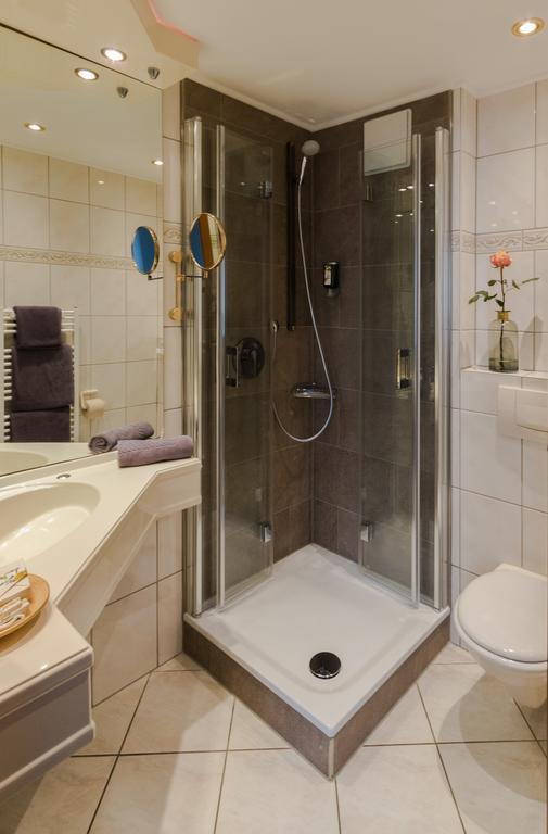 Hotel Germania Кохем Екстериор снимка