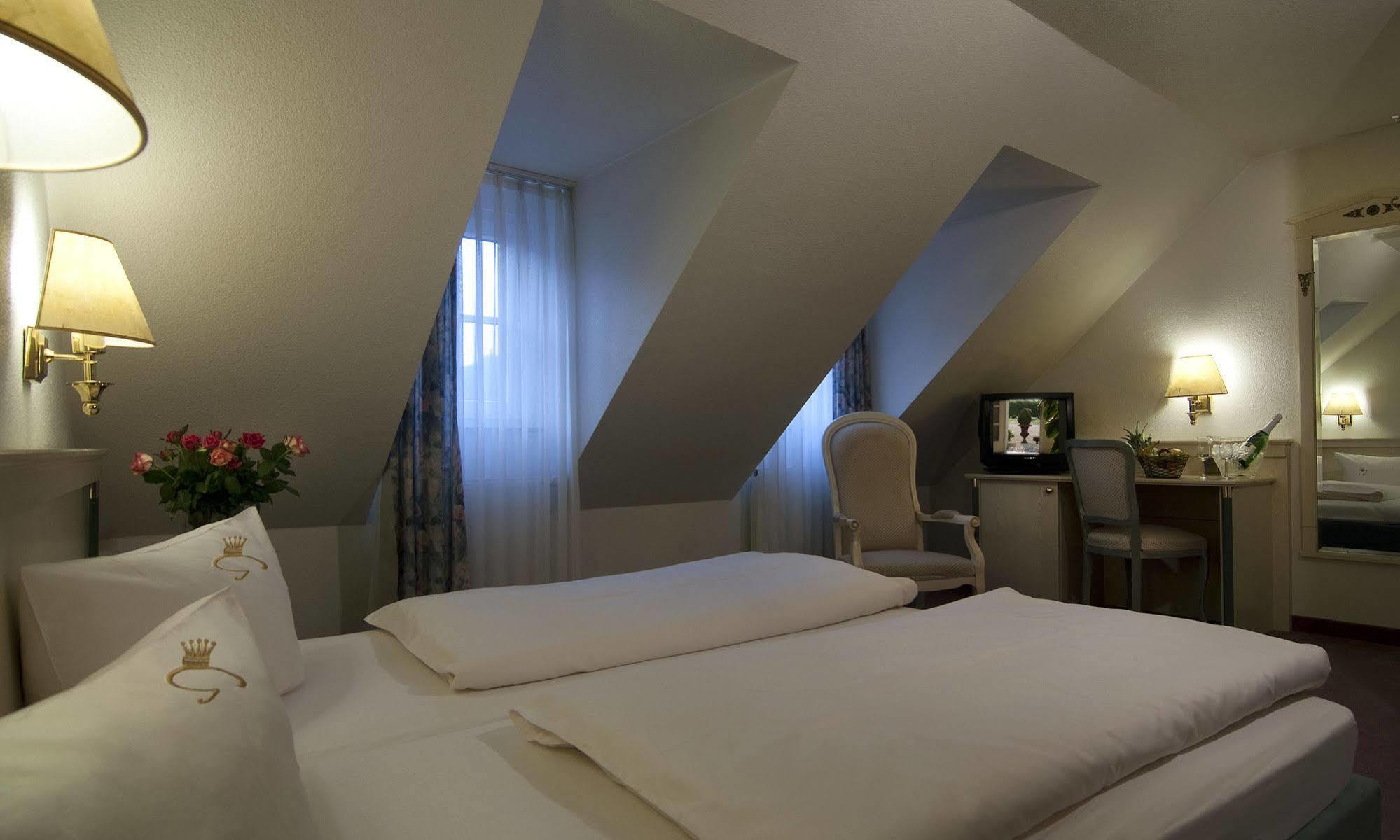 Hotel Germania Кохем Екстериор снимка